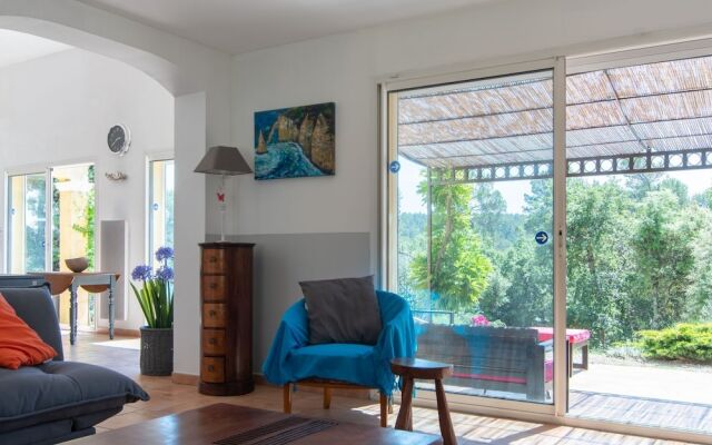 Secluded Villa in Lorgues With Private Pool