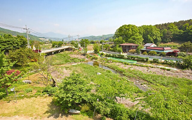 Yangpyeong Clear Water Pension