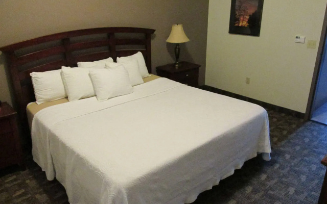 Crystal Springs Inn and Suites