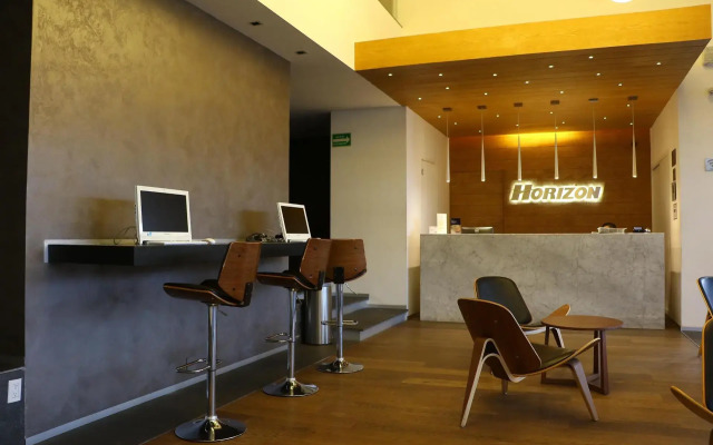 Hotel Horizon and Convention Center