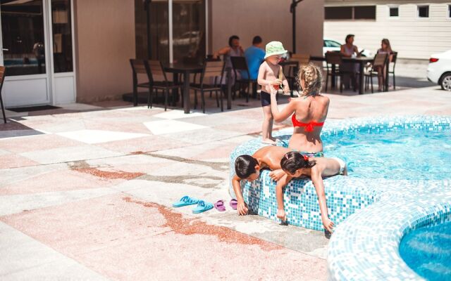 Alie Parusa Hotel
