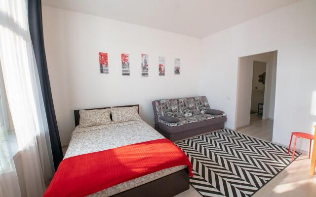 Уютные студии на улице Адмирала Фокина