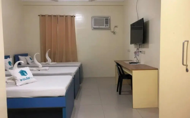 Insular Square Inn powered by Cocotel