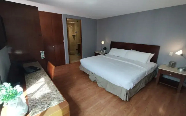 Residence L'heritage Aristóteles 140 by Bluebay