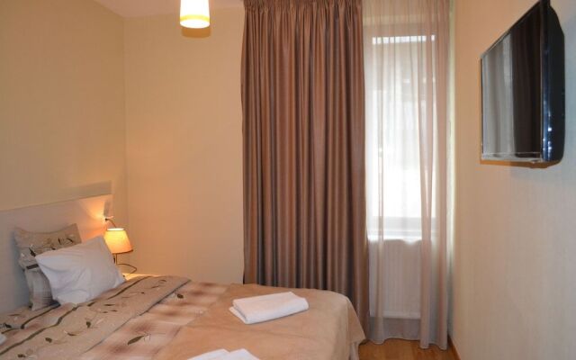 Motion Hotel