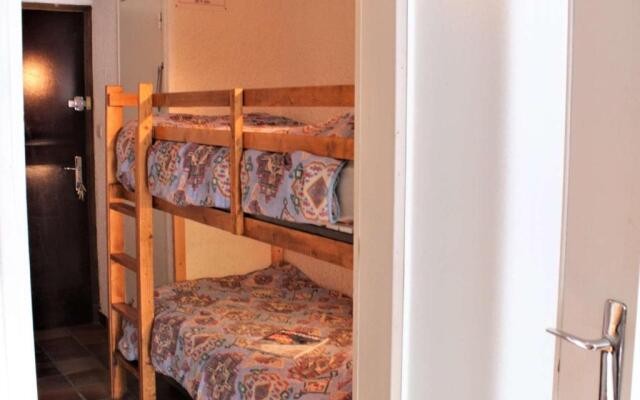 Appartement Risoul, 1 pièce, 4 personnes - FR-1-330-156