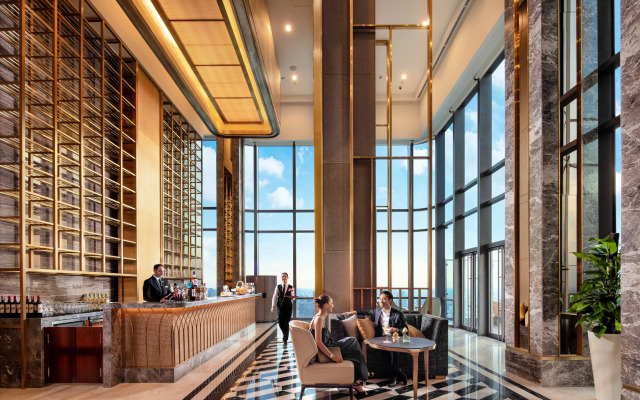 Vinpearl Landmark 81, Autograph Collection
