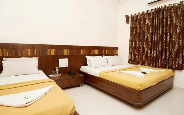 Hotel Saivishwakarma Palace