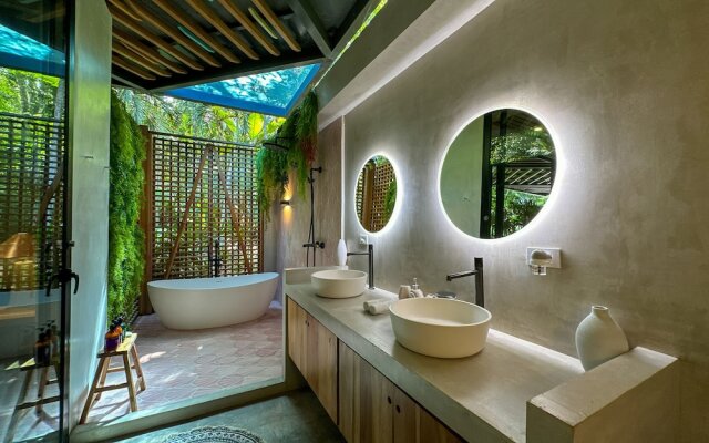 Caribbean Courtyard Villa