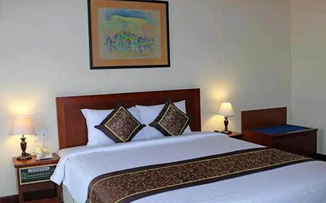 Morning Star Hotel
