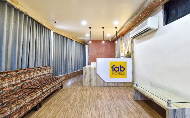 Fabhotel Max Inn