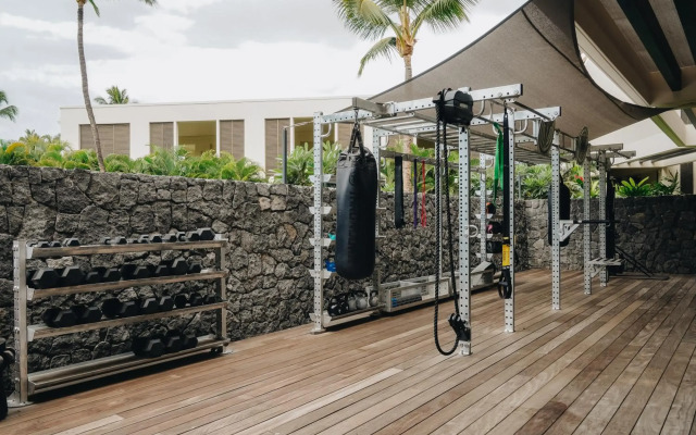 Mauna Lani, Auberge Resorts Collection