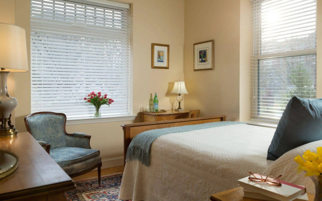Woodley Park Guest House