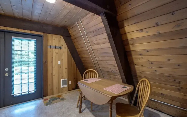 Mt Baker Lodging Ensuite 5 - Sleeps 2