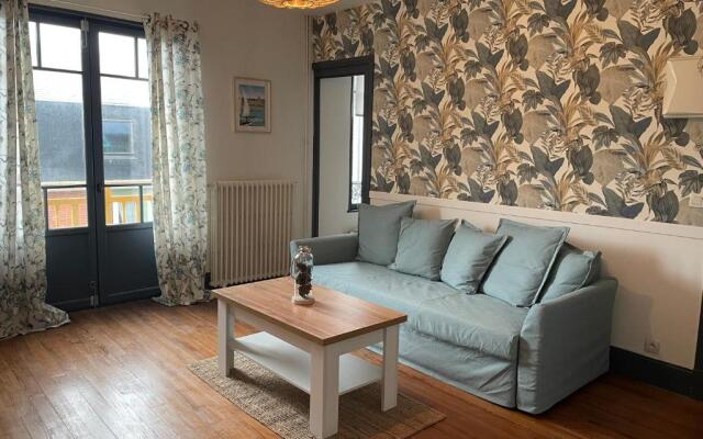 Appartement avec balcon vue mer, tout équipé