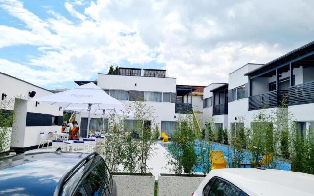 Bunga Bunga Resort Mamaia Nord