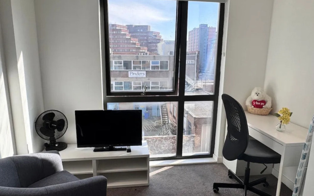 Sheffield Centre - Modern 1BR Apartment - Sleeps 3