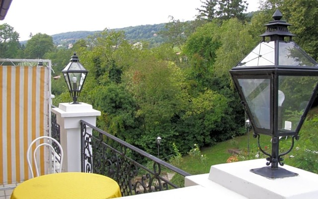 Hotel Pension Landhaus Fuhrgassl Huber