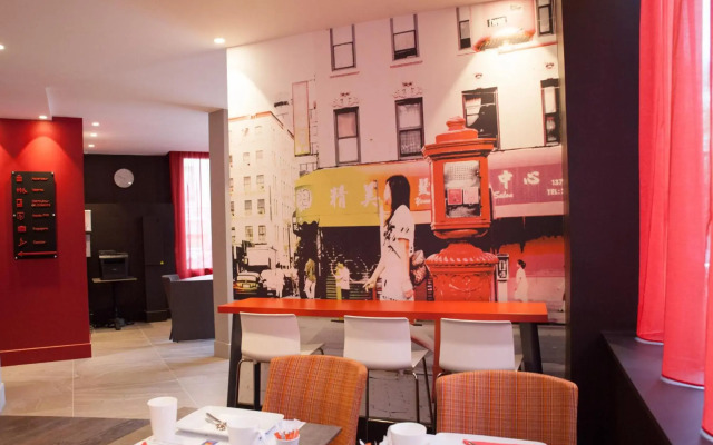 Hotel Sixteen Paris Montrouge