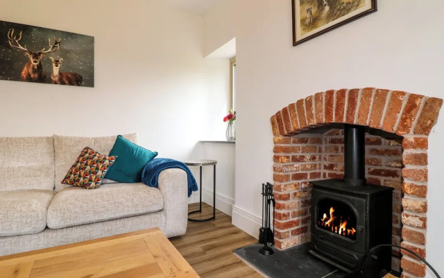 Upper Hurst Farmhouse