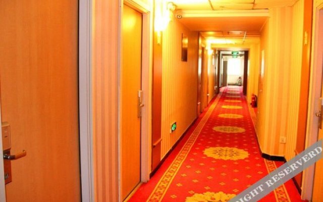 Xinyi Business Travel Hotel