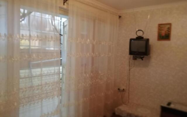 Guest House Alpiyskaya 7