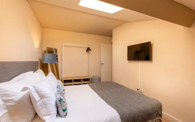 Chic Porto Studio Apartment