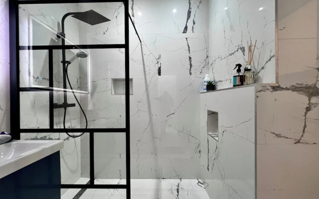 Cozy for 9 Guests Brussels Midi Station