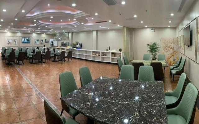 Guibao Hotel