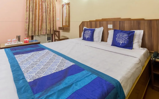 Hotel Priya Palace