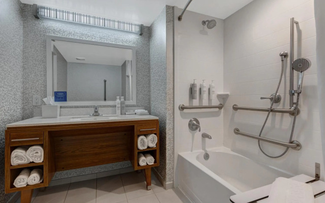 Home2 Suites by Hilton Austin East Side 5th Street