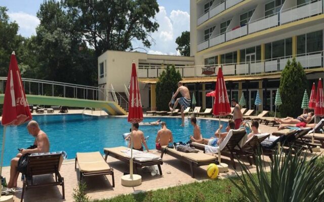 Park Oasis Hotel Nessebar