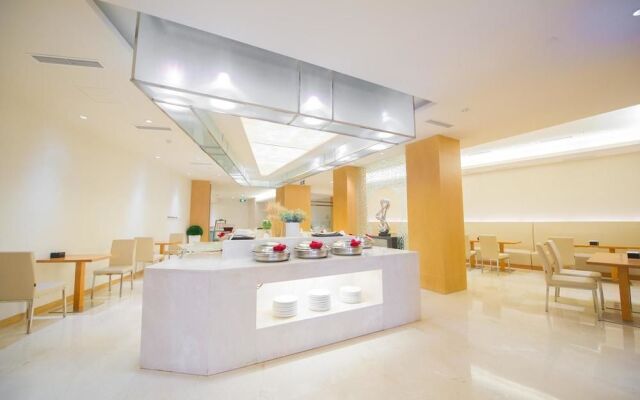 Hanting Hotel (Chongqing Liziba Niujiaotuo Subway Station)
