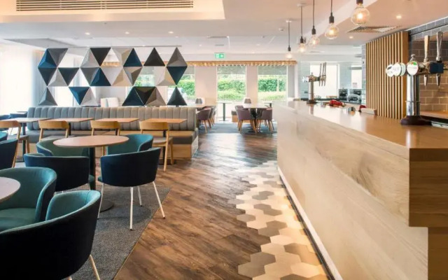 Holiday Inn Express Oxford-Kassam Stadium by IHG