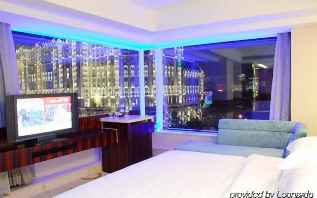 Ocean Hotel