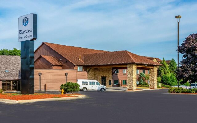 The Riverview Inn & Suites, an Ascend Hotel Collection Member