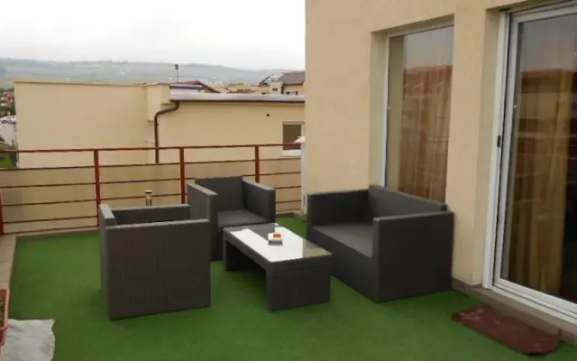 Luchian Apartment