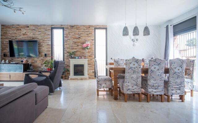TH136 Villa Sant Ramon