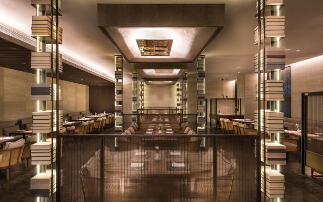 JOYA Shanghai Xujiahui Hotel