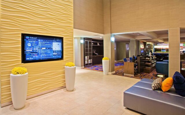 Courtyard by Marriott Chicago Midway Airport