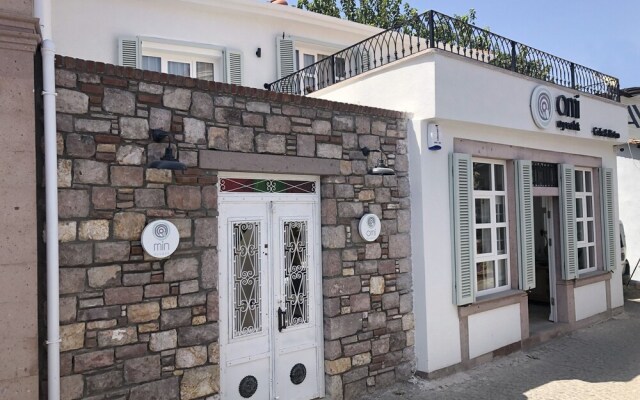 Min Ayvalık (Adults Only +12)