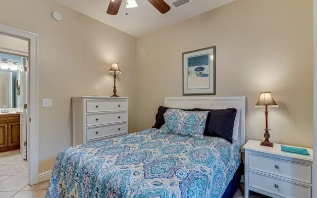 Laguna Breeze Unit C