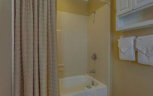 Kokomo by Meyer Vacation Rentals