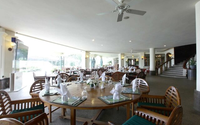 R Hotel Rancamaya