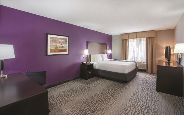 La Quinta Inn & Suites Erie