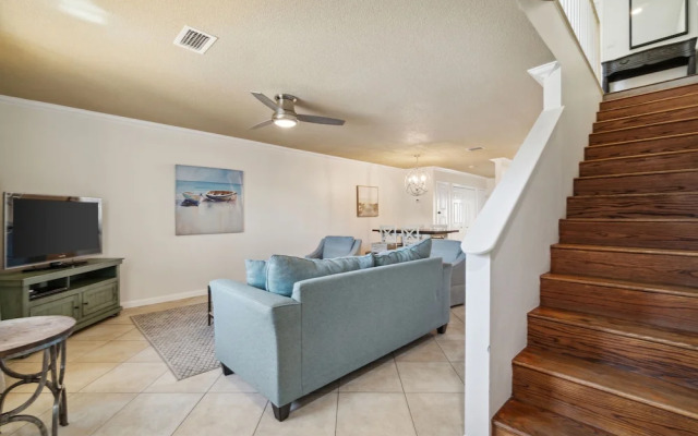 Woodland Shores Beach Resort by Panhandle Getaways