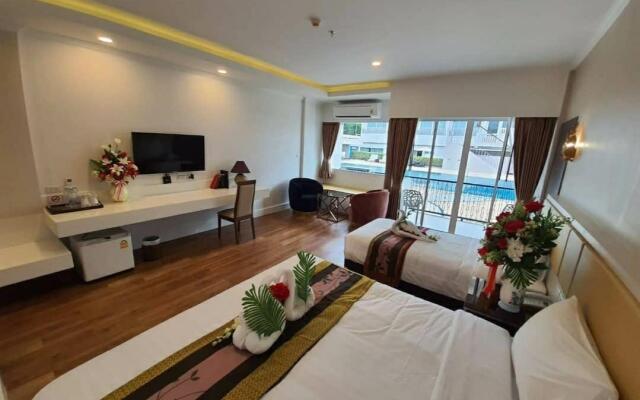 Swan Lake Hotel Sattahip