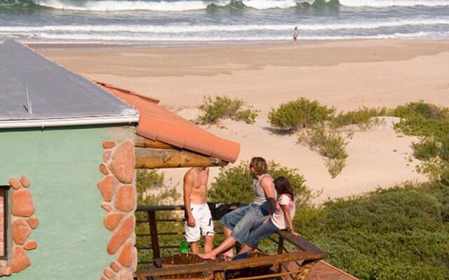 Island Vibe Jeffreys Bay Hostel