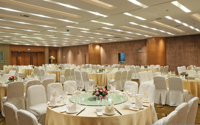 Holiday Inn Chengdu Century City-EastTower by IHG