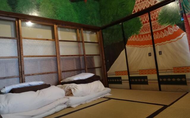Guest House Rakuen